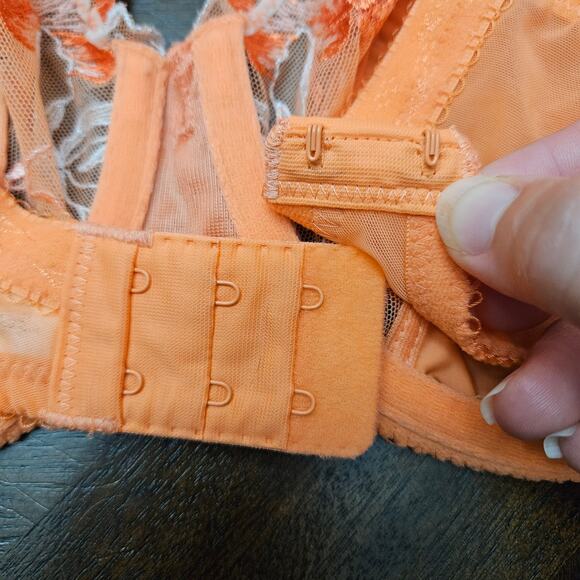 Wacoal In Bloom Embroidered Lace Bra Womens 34DD Orange Coral Lace Embroidered - Picture 7 of 11